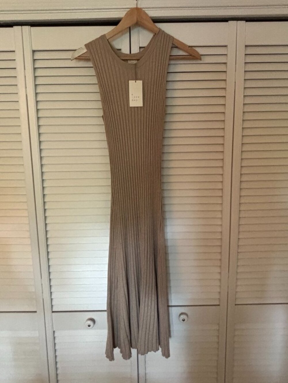 A New Day Ribbed Knit Midi Dress – Taupe/Beige – Size Medium – NWT
